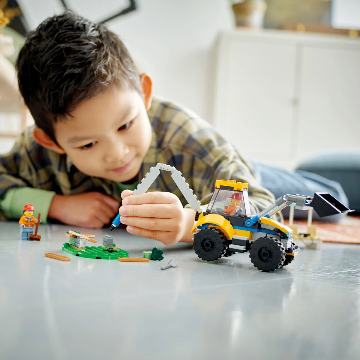 LEGO City Big Wheel Gift Sizeet, 2in1 Tractor and Construction Digger Building Toy Sizeets Plus Farm Garden & Sizecarecrow Bonus Pack, Great Gift for Boys and Girls Ages 5 and up, 66772