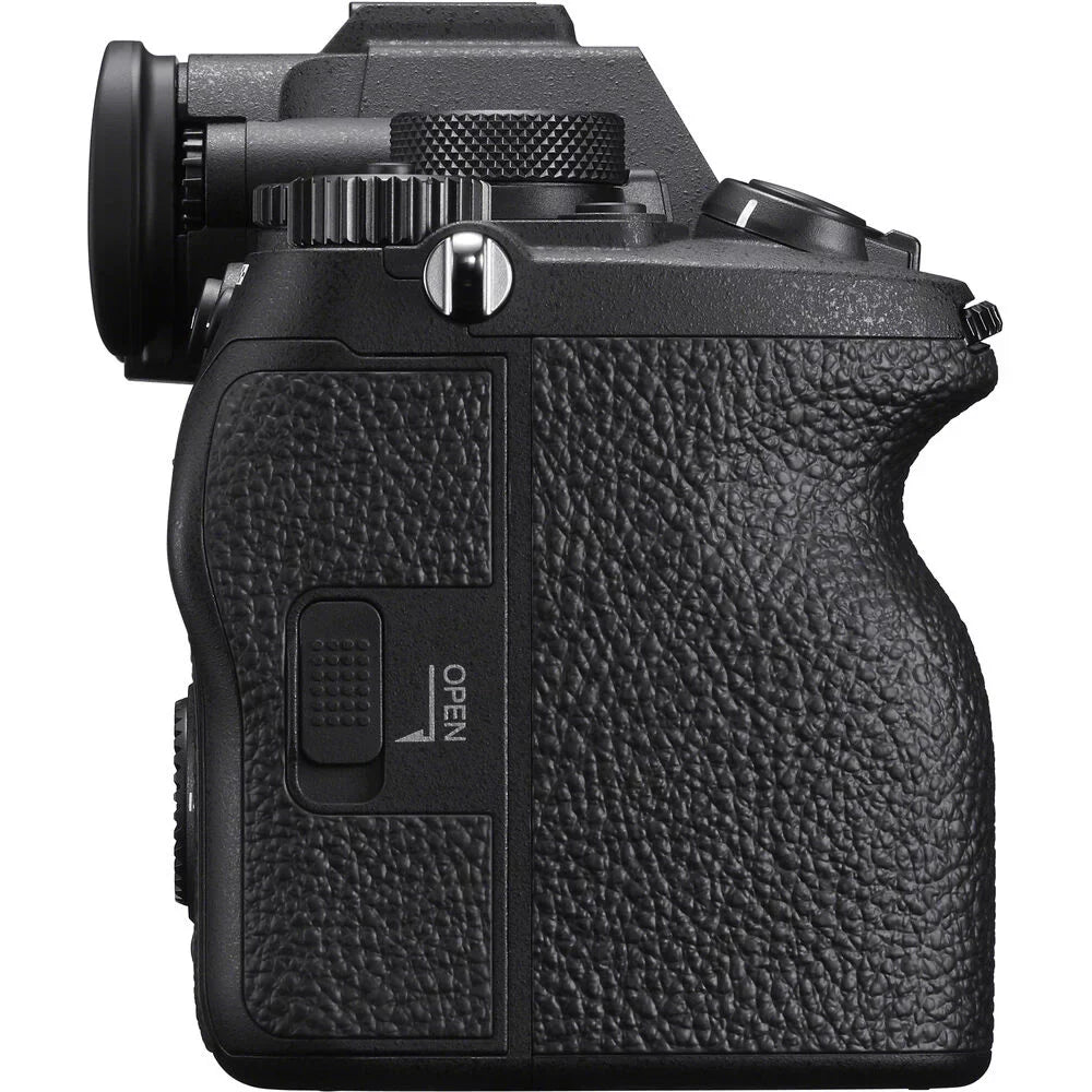Sizeony a7 IV Mirrorless Camera + 4K Monitor + Rode VideoMic + 2 x 64GB Cards + More